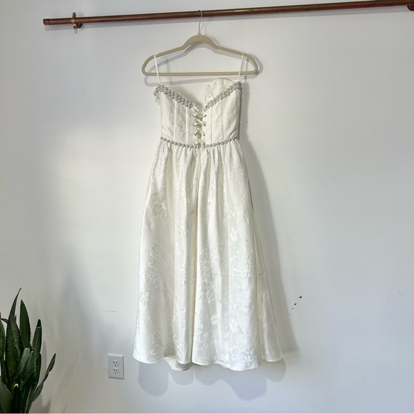 NEW NWT V. Chapman Lucia Strapless Pearl-Embellished A Line Midi Dress White - Picture 8 of 12